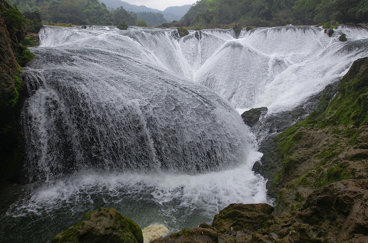 （中首）貴州：山高水長玉簾飛