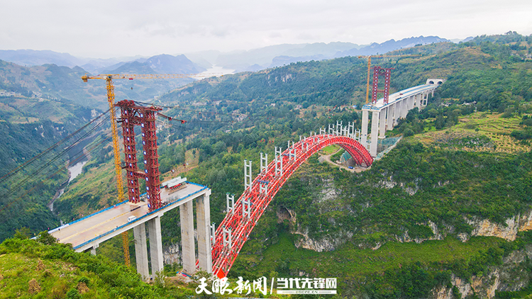 看“建”貴州橋｜白水河大橋：峽谷飛彩虹