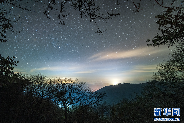 星空下的梵凈山 猶如仙境