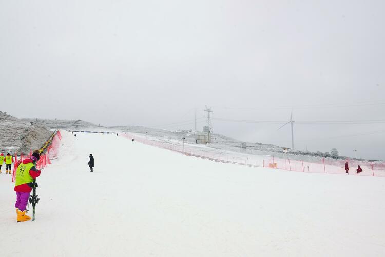 這個冬天 貴州持續釋放冰雪魅力