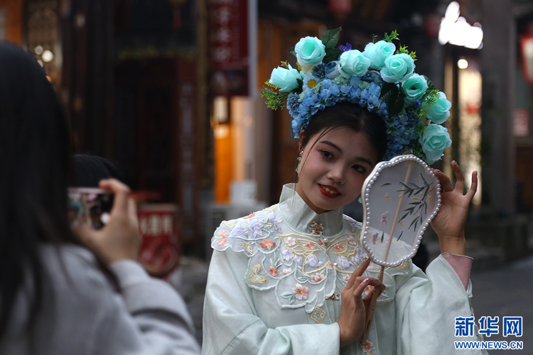 貴州銅仁中南門歷史文化旅遊區 “煙火氣”升騰