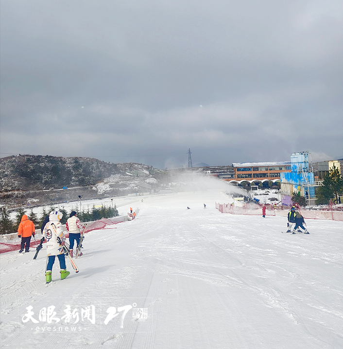 讓外省遊客貴州冬季之旅不留遺憾｜貴陽雲頂滑雪場“寵客”開門