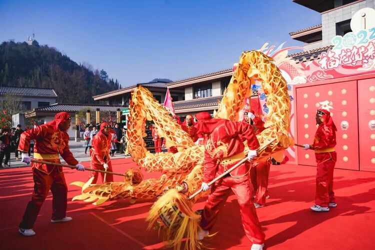 人氣足 市場旺 信心強｜從春節帳單看貴州省消費市場熱力升騰