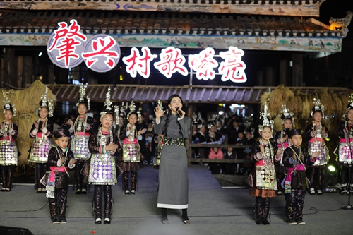 （供稿）貴州黎平：“村歌”大賽為文明實踐“加碼”_fororder_演唱現場 (1).JPG