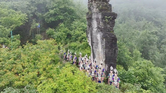 貴州黔東南兩個世界遺産“牽手” 世界文化遺産侗族大歌唱響世界自然遺産地_fororder_微信圖片_20240611154106