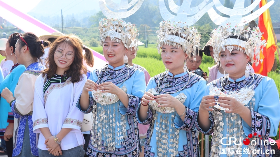 貴州三都：歡慶卯節 共繪“東方情人節”綺麗畫卷_fororder_IMG_7859.JPG