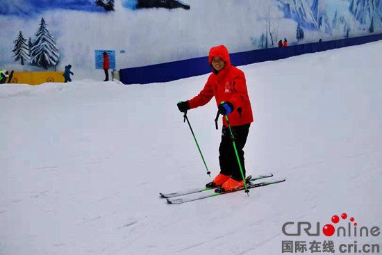 西南最大室內滑雪場在貴州荔波建成開放