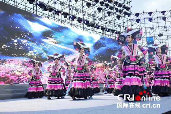 貴州省2025年“移風易俗樹新風 文藝宣傳走基層”活動在野玉海啟幕_fororder_圖片8