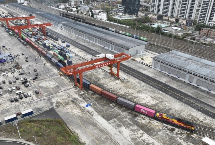 直達全球144個國家及地區 貴陽國際陸港“朋友圈”越擴越大