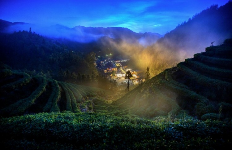 “快”世界裏的“慢”溫度:一場來自貴州的風物之夢_fororder_dD0xNzYxMTg0MzM3X3I9OTNlNDlhZjFfdz0xMDgwX3E9MTAwX2U9cG5n