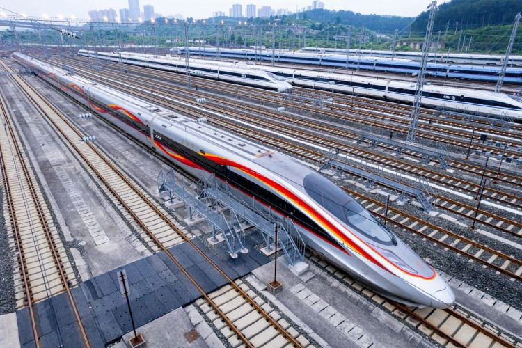 最高時速350公里！貴州地區首次配屬CR400AF-Z型復興號動車組