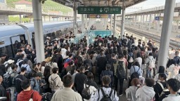 六盤水車務段多管齊下服務旅客“五一”順暢出行 累計發送19.62萬人次