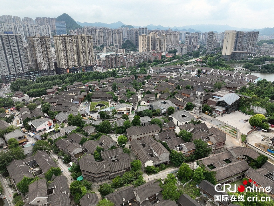 貴州鍾山：荷城美景讓外地遊客流連忘返_fororder_圖片3