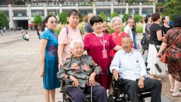 都勻三線建設者奔波千里，只為赴60週年之約