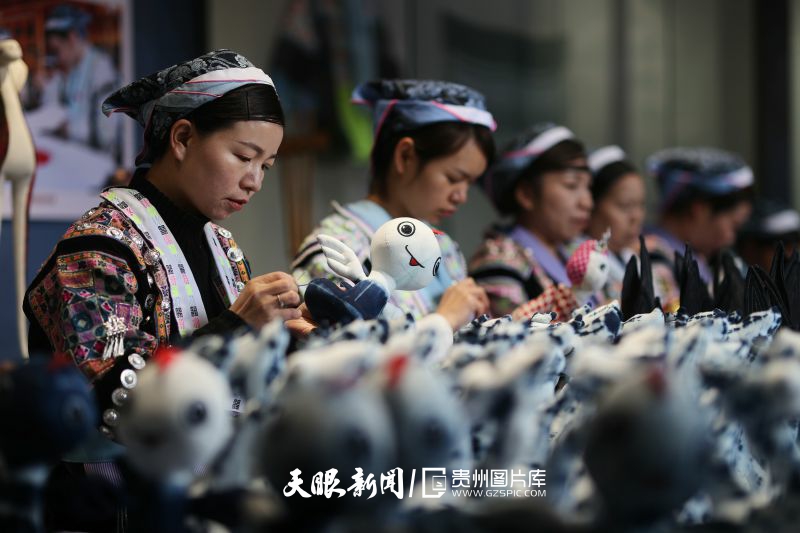 驚艷！貴州民俗文化火爆出圈，非遺瑰寶化身流量密碼