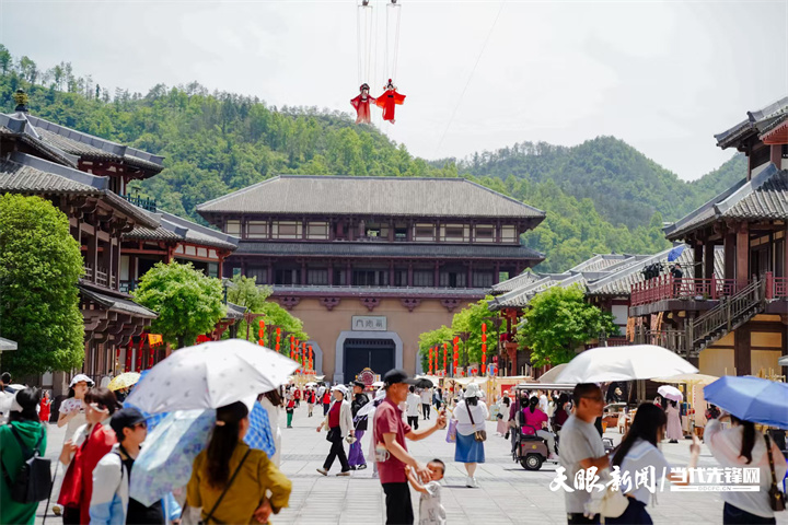 活動多 玩法新 玩不膩！都勻秦漢影視城“花樣”出圈