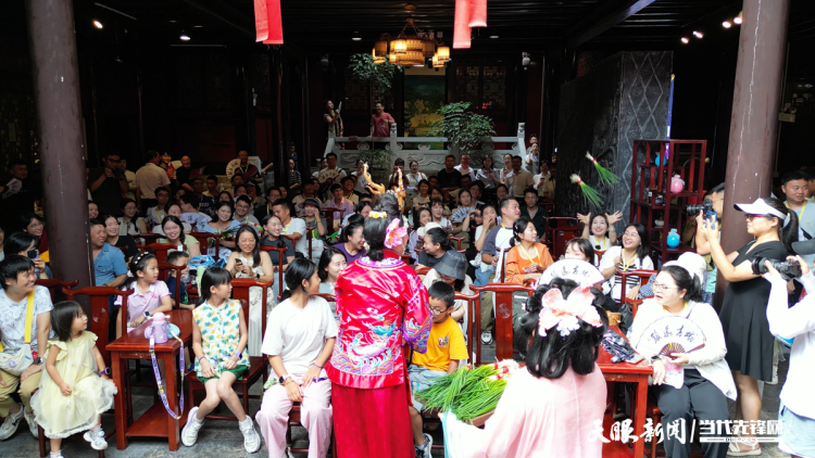 “青春遇見貴州·鎮好遇見你” 鎮遠古城“七夕”上演“千年之戀”