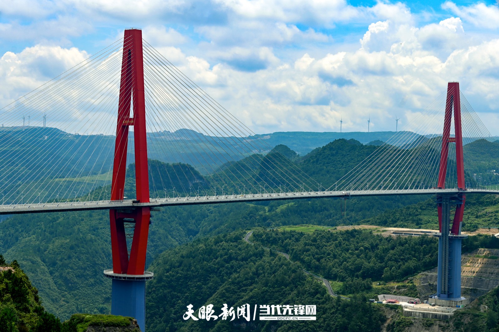 龍裏河大橋——世界首座高山峽谷景觀橋