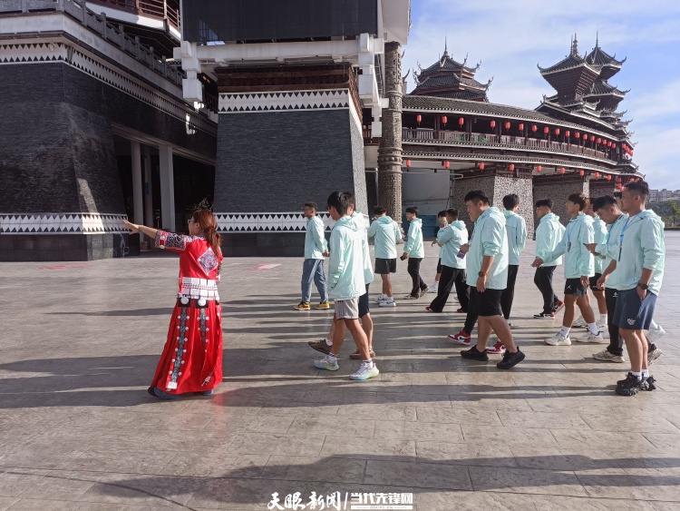 “城超”球隊齊聚貴陽：在多彩貴州城率先開啟美食之旅
