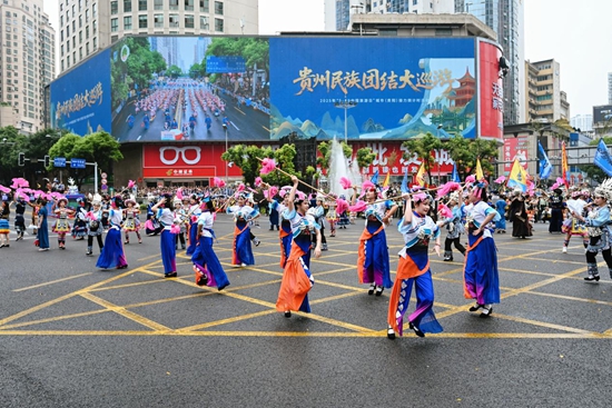 黔南方陣“組團”綻放築城 繪就文旅新畫卷_fororder_圖片7