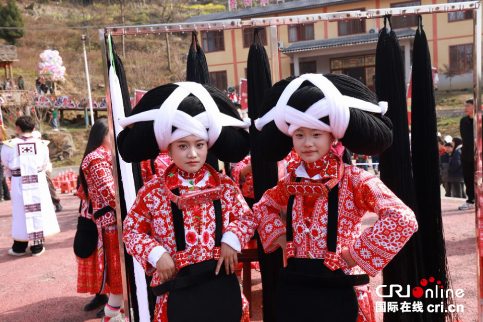 六盤水市六枝特區梭戛鄉舉行苗族“跳花節”活動_fororder_圖片6