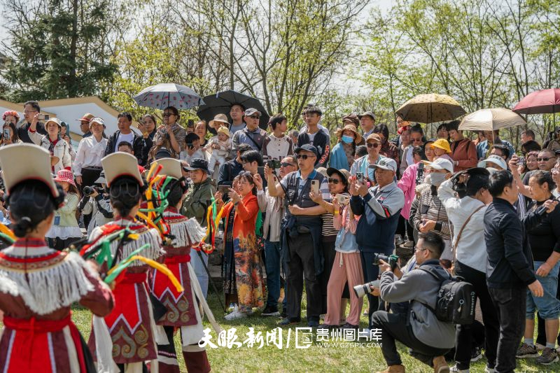 驚艷！貴州民俗文化火爆出圈，非遺瑰寶化身流量密碼