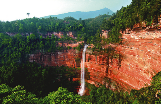 貴州遵義“十四五”以來累計接待遊客5.56億人次 實現旅遊總花費6231.84億元_fororder_rBABC2Zvi6qAAtfNAAAAAAAAAAA388.800x446.750x419