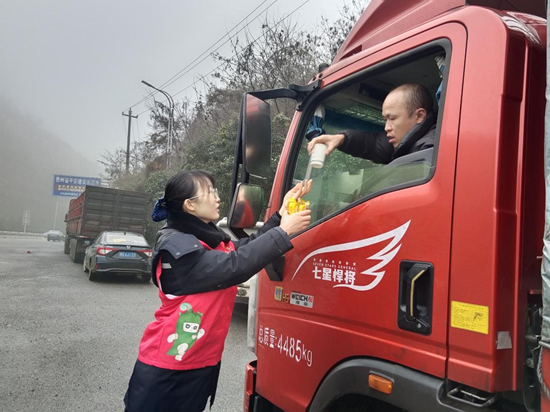 第六屆運輸服務先鋒品牌公佈  貴州交投集團黔西南中心盤興高速“360服務”品牌上榜_fororder_圖片3