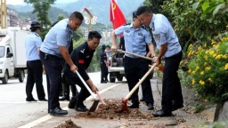 黔東南公安黨員先鋒築牢抗洪救災“紅色防線”