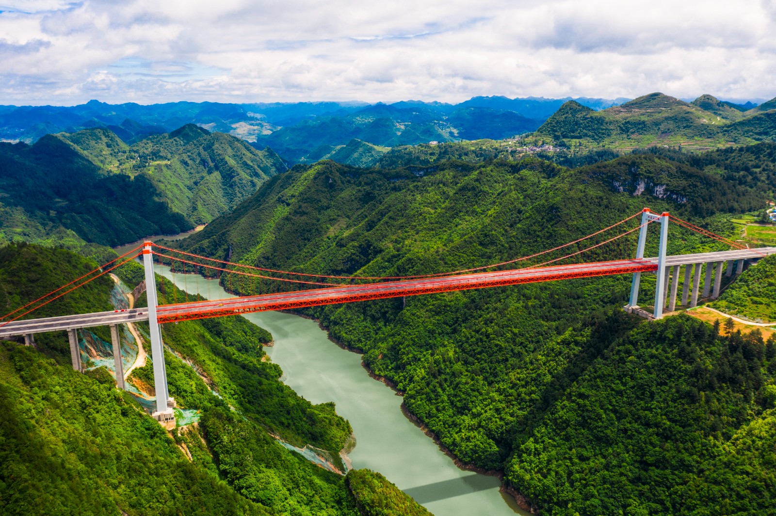 貴州橋：跨越山川的美麗畫卷