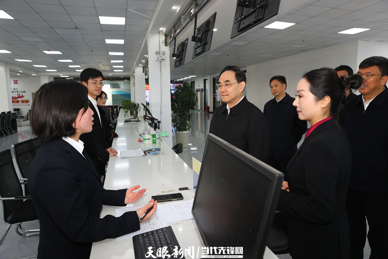 徐麟在威寧自治縣調研_fororder_17429172792499