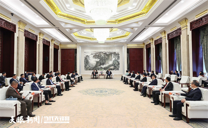 貴州省與老撾甘蒙省簽署建立友好省關係意向書_fororder_1