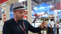 共品美酒  國際精品館成貴陽“醉”美會客廳