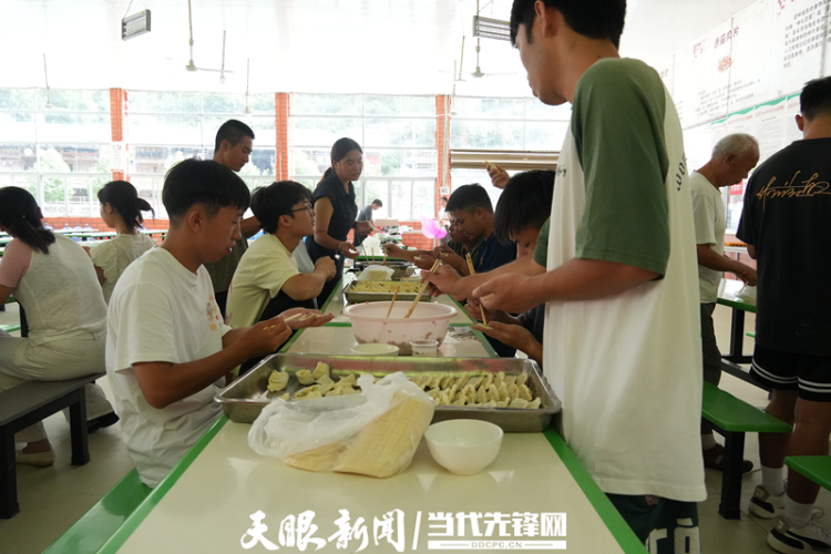 稻浪飄香！繪就宜居宜業和美鄉村貴州新畫卷