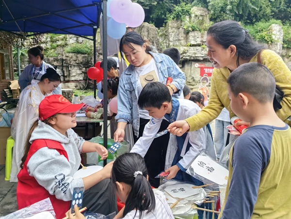 六盤水市鍾山區：“青春動能+銀發智慧”社區治理雙輪驅動_fororder_22