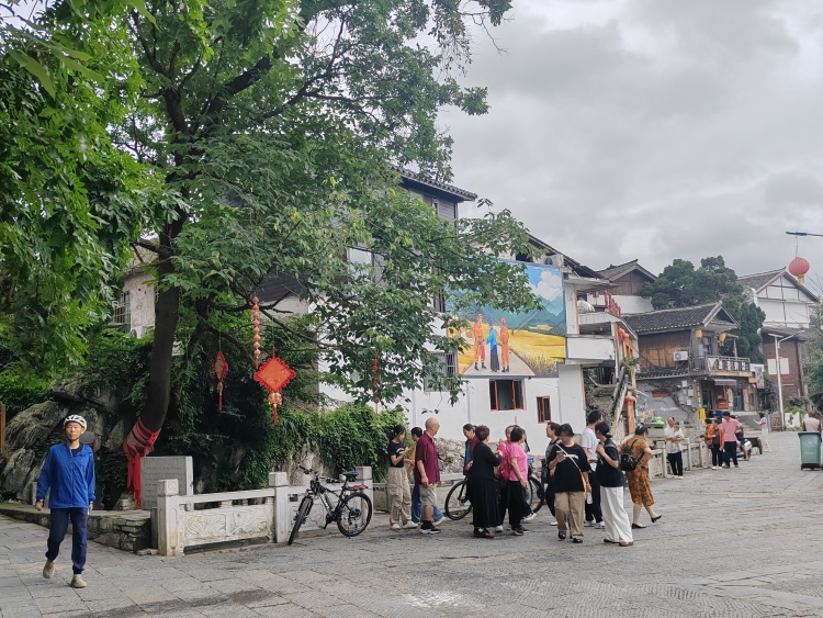 貴陽市花溪區：綠滿田園 沃野生金_fororder_44