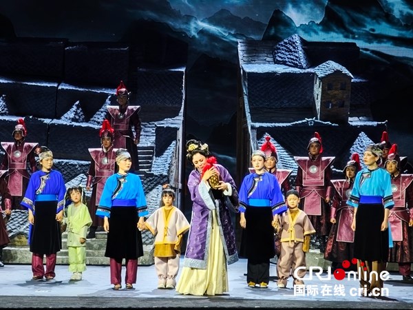 大型原創情景歌舞劇《屯堡長歌》在貴州安順發佈並正式公演_fororder_微信圖片_20250630132834