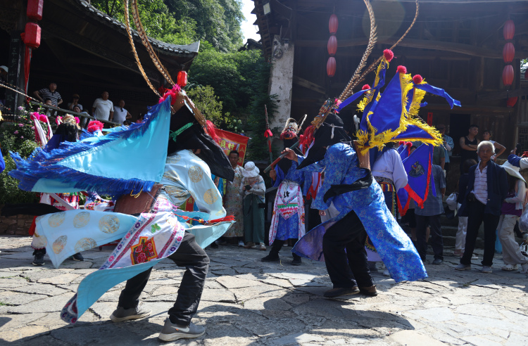穿越六百年 地戲活化石安順屯堡上演新精彩