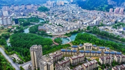 貴州江口：“綠水青山”孕育工業高品質發展新圖景