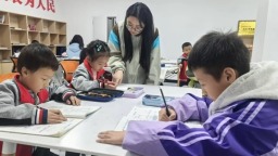 貴州正安：呵護“一老一小” 托起“朝夕美好”