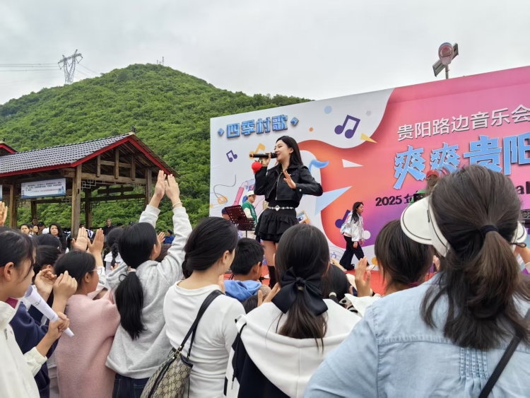 貴陽市烏當區下壩鎮： 小櫻桃孕育“甜蜜經濟” 奏響鄉村振興“致富曲”
