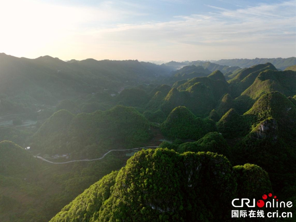 貴州六枝播雨峰林：喀斯特地質美景_fororder_圖片6