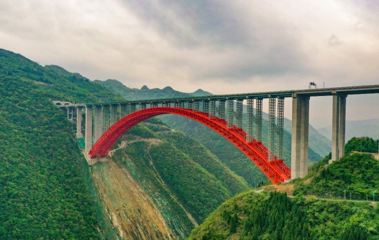 貴州橋：跨越山川的美麗畫卷