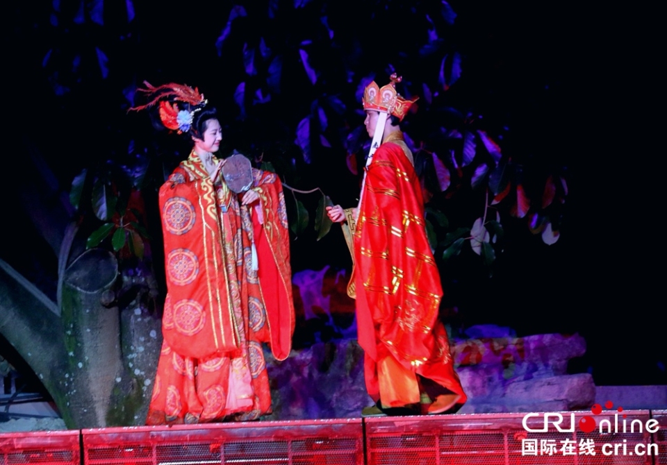 貴州黃果樹旅遊區陡坡塘夜遊體驗 “西遊之旅”  釋放文旅新活力_fororder_圖片8