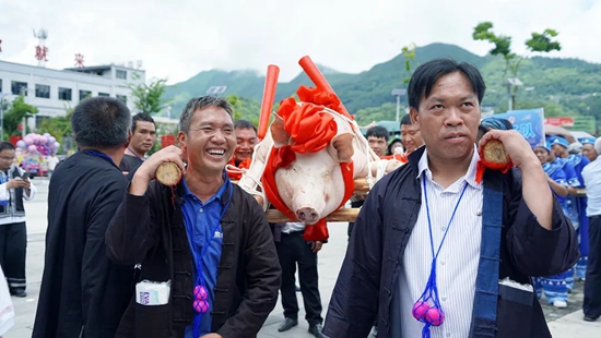 貴州晴隆舉行布依“六月六”活動 繪就民族文化傳承新畫卷_fororder_微信圖片_20250630163335