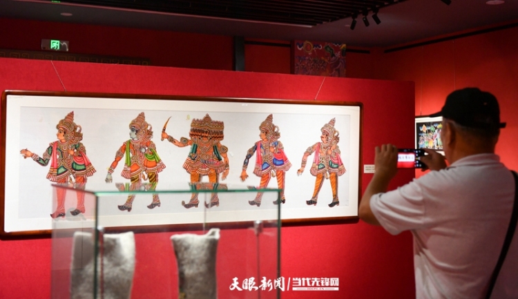 “一帶一路”民族工藝展亮相貴陽