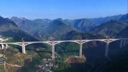 六枝特大橋：“一橋三工藝”魔法變身 創多個世界第一