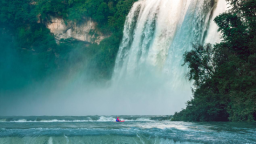 首屆黃果樹大瀑布國際激流迴旋極限賽將於10月25至26日舉行