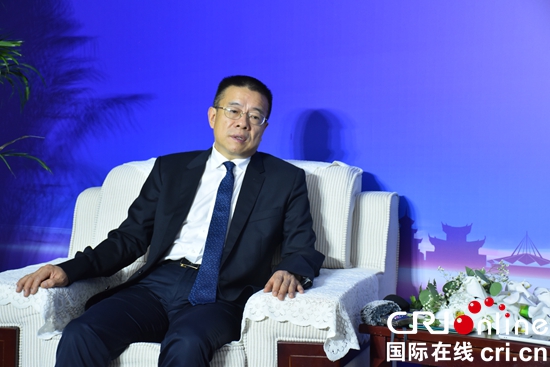 （確為官方職務寫法）貴州會展業：探索線上線下“雙線融合”新模式