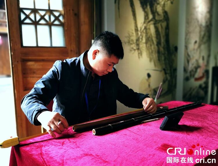 貴州玉屏：蕭笛製作技藝傳承人比拼“工匠精神”（組圖）